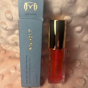 Merit Red Lip Oil Gloss- Le Deaux